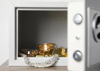 A luxurious safe box filled with precious jewelry and exquisite gold.