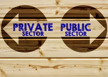 Arrows pointing to "Private Sector" and "Public Sector," illustrating the navigation of data privacy in marketing. - Supply Chain News