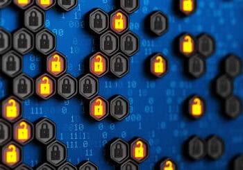 Hexagon pattern of locked and unlocked padlocks representing cryptocurrency security risks and scams. - Supply Chain News