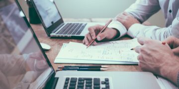 Team collaborates on documents, preventing financial loss from BEC scam. - Supply Chain News