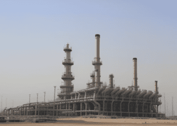 Kuwait's Al-Zour Refinery, a large oil refinery in the desert, faced completion delays due to technical issues.