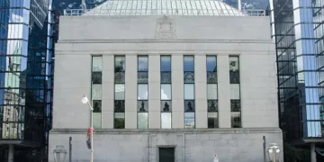 The Bank of Canada building proudly displays the highest flag in town.