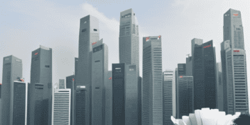 The expatriates in Singapore are leaving.