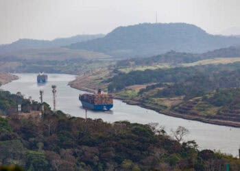 The Panama Canal in Brazil serves as a vital waterway, effectively reducing traffic congestion and connecting various regions. Furthermore, it plays a critical role in mitigating the impact of severe droughts by facilitating water