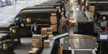 UPS Announces Reduction in Sorting Operations in Three States