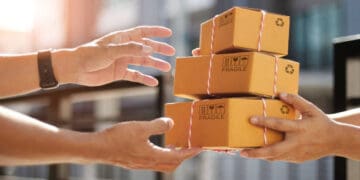 7X, formerly known as Emirates Post Group, has announced the launch of a new subsidiary focused on revolutionizing the courier, express, and parcel (CEP) sector in the UAE.