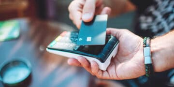 Decline in Luxury Spending Amidst Economic and Geopolitical Challenges