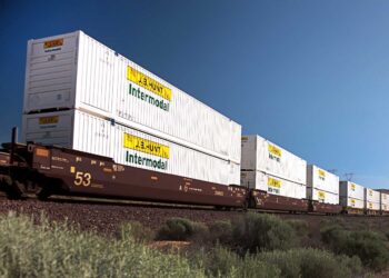 Walmart Transfers Intermodal Assets to J.B. Hunt in Strategic Move