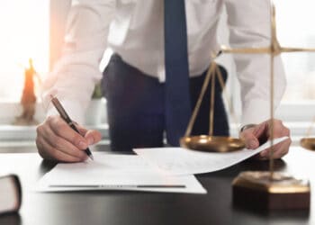 Florida Governor Expected to Sign Truck-Towing Reforms into Law