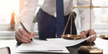 Florida Governor Expected to Sign Truck-Towing Reforms into Law