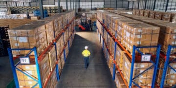 Analysis: February Jobs Report Shows Stability in Truck Transportation and Warehouse Sectors Amidst Supply Chain Challenges