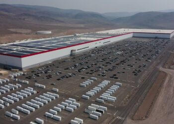 Tesla Plans Expansion of Nevada Gigafactory for Battery Production