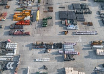 Report Highlights Logistics Sector's Focus on Efficiency and Timeliness