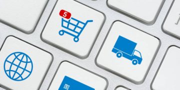 Luxury Resale Market Thrives Amidst Decline in Major Luxury Retail Sales