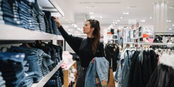 LVMH Reports Modest Sales Growth Amid Global Luxury Market Slowdown