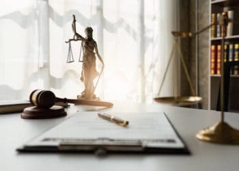 Supreme Court Seeks Enforcement Directorate's Response on Kejriwal's Plea