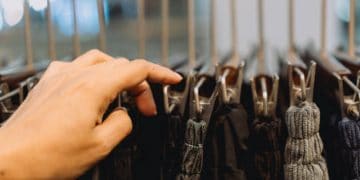Personal Luxury Goods Market Expected to Exhibit Steady Growth from 2024 to 2030