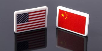 U.S. Secretary of State Discusses Trade Practices with Shanghai Officials