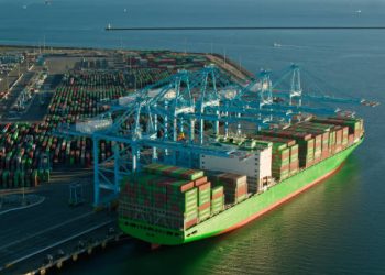 Việt Nam's January Export Surge: Record-Breaking Performance and Global Trade Insights