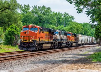 Canadian Rail Workers Consider Strike Over Safety Concerns