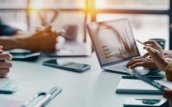 Luxury Shopping Trends Revealed in Global Travel Retail Study