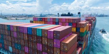 Survey Highlights Concerns and Optimism Among German Businesses Regarding Global Supply Chain Security