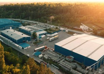 Rising Rents Drive Strong Performance for Warehouse REIT