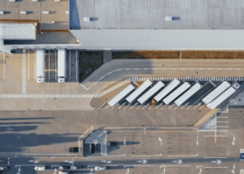 High Logistics Costs Challenge Competitiveness of Vietnamese Goods