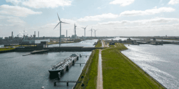 Green Logistics Development Key to Enhancing Competitiveness for Transportation Firms