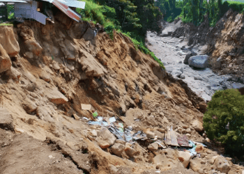 Philippines to Cut Budget for Landslide Early-Warning System (1)