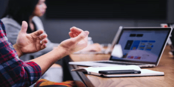 Indian Foreign Secretary Briefs Parliamentary Panel on Bangladesh Visit