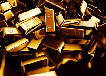 India's November Trade Deficit Reaches Record $37.84 Billion Amid Rising Gold Imports