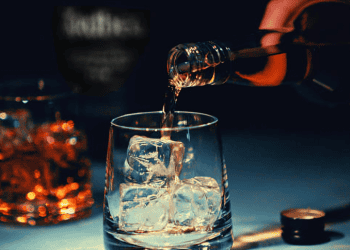 China Prolongs Investigation into EU Brandy Imports