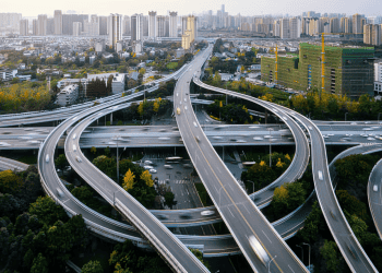 China's Transportation Investment Expected to Reach 3.8 Trillion Yuan by Year-End