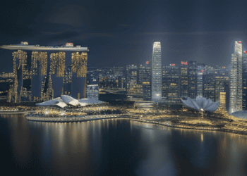 Night view of Singapore's skyline, including Marina Bay Sands. - Supply Chain News