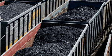 Xinjiang Railway Enhances Coal Transportation for the Spring Festival