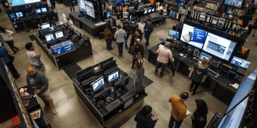 Source India Electronics and Supply Chain Exhibition Inaugurated in Chennai