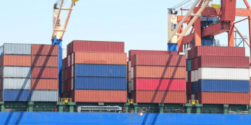 Japan’s Exports Increase in January, Driven by Auto Shipments to U.S.