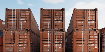 Trump's-Tariffs-Raise-Debate-on-Manufacturing-Jobs