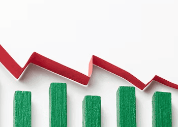 UK Economy Contracts by 0.1% in January Amid Manufacturing and Construction Slowdown
