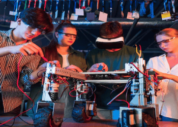 2024 China-ASEAN College Students' AI Innovation Competition Concludes Successfully