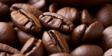 Vietnam's-Coffee-Exports-Show-Strong-Growth,-Aim-for-$6-Billion-Milestone