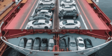 COSCO and BLG Logistics Forge Partnership to Enhance European Vehicle Imports