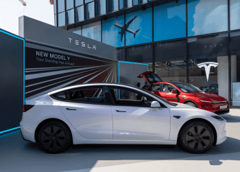 Tesla Warns U.S. Government About Impact of Tariffs on Electric Vehicle Industry