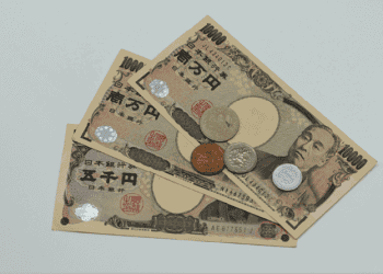 Japan’s-Nominal-Wages-Rise