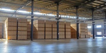 Chinese Small Businesses Struggle as U.S. Tariffs on Exports Remain in Place