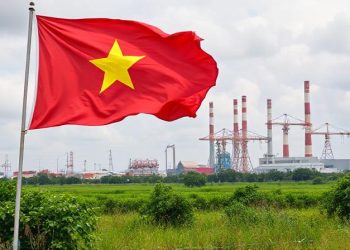 Vietnam Maintains Growth Target Amid U.S. Tariff Challenges