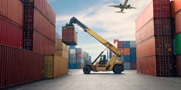 Asian Exports Seen Holding Steady Despite US Tariffs