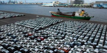 Japan Exports Record Steepest Decline in 4 Years Amid Tariff Pressures