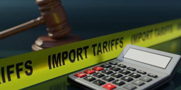 Trump Finalizes Tariff Measures, Prompting Global Market Reaction